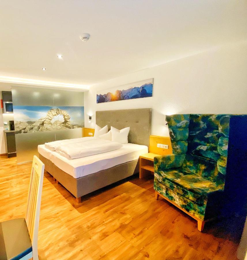 אישגל Appartements Kardona מראה חיצוני תמונה