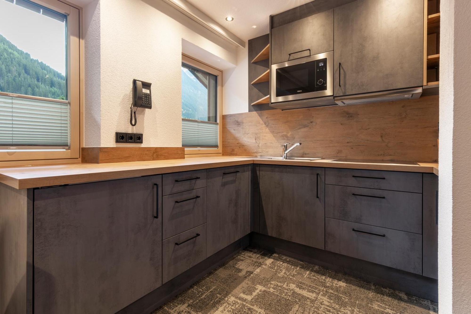 אישגל Appartements Kardona מראה חיצוני תמונה