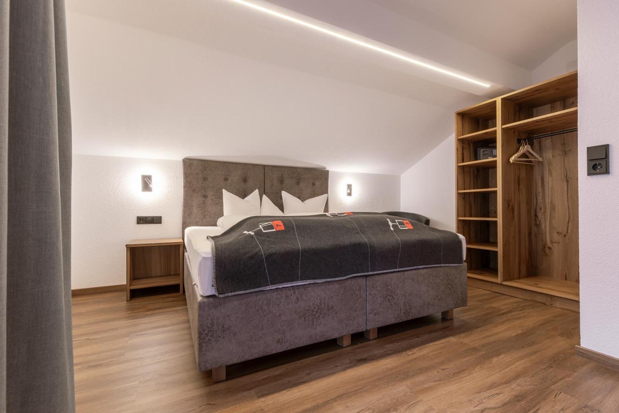 אישגל Appartements Kardona מראה חיצוני תמונה