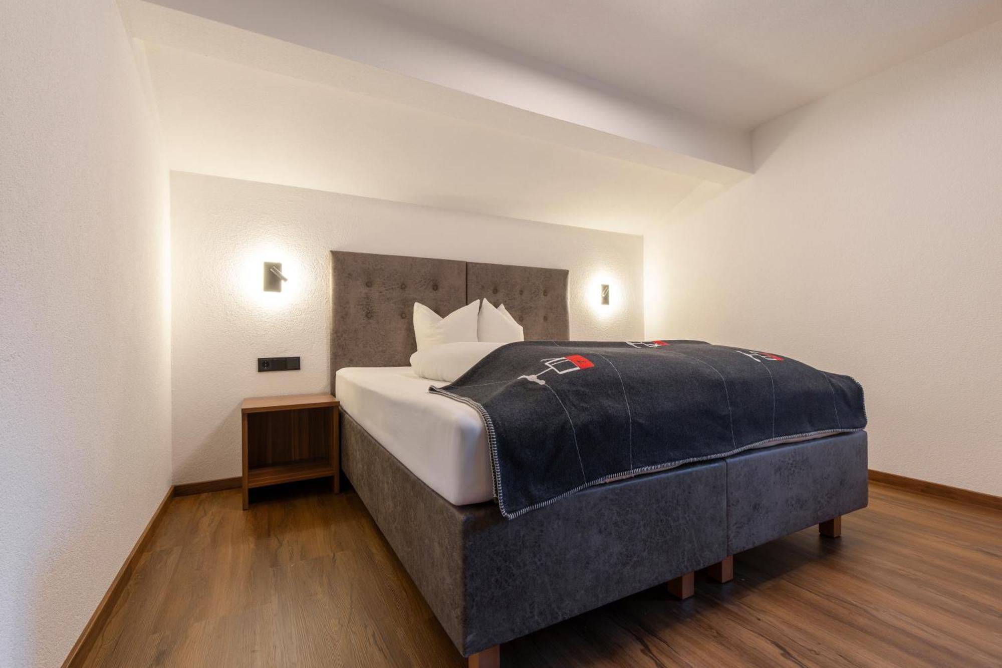 אישגל Appartements Kardona מראה חיצוני תמונה