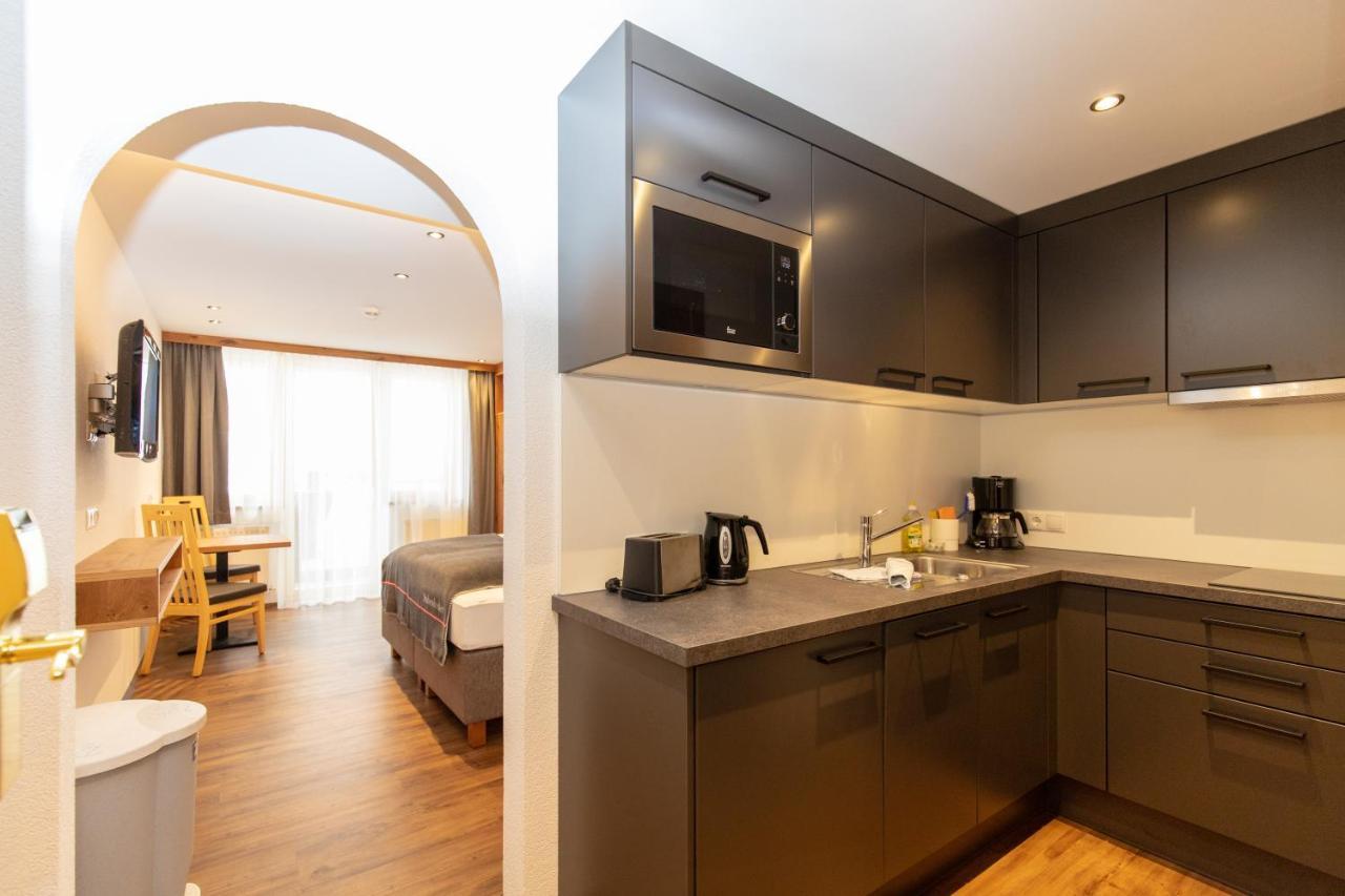 אישגל Appartements Kardona מראה חיצוני תמונה