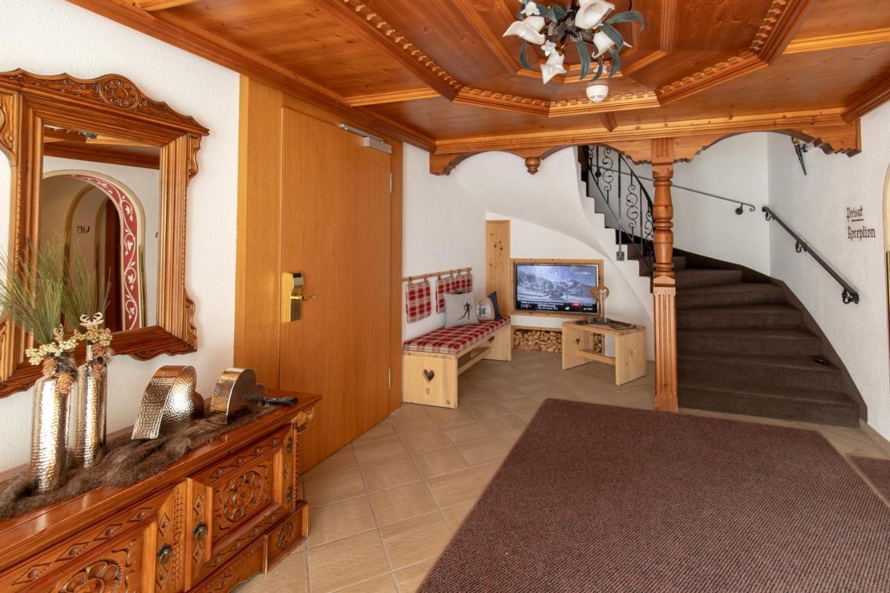 אישגל Appartements Kardona מראה חיצוני תמונה