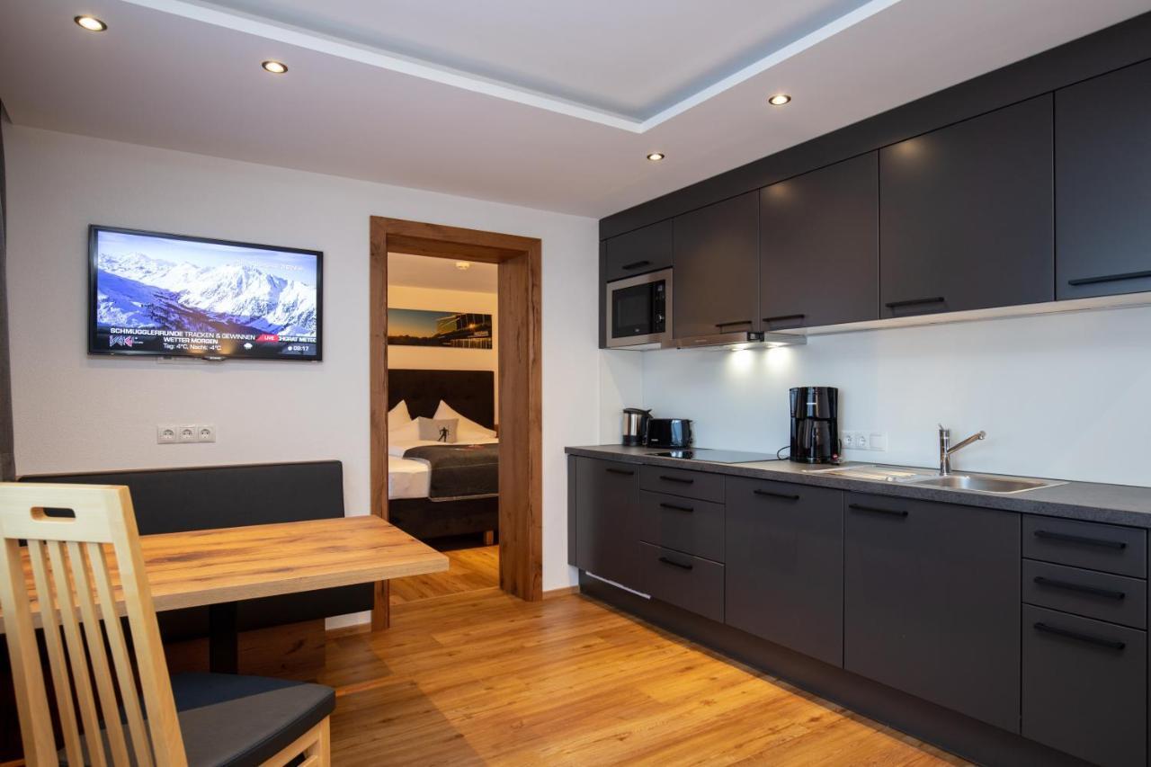 אישגל Appartements Kardona מראה חיצוני תמונה
