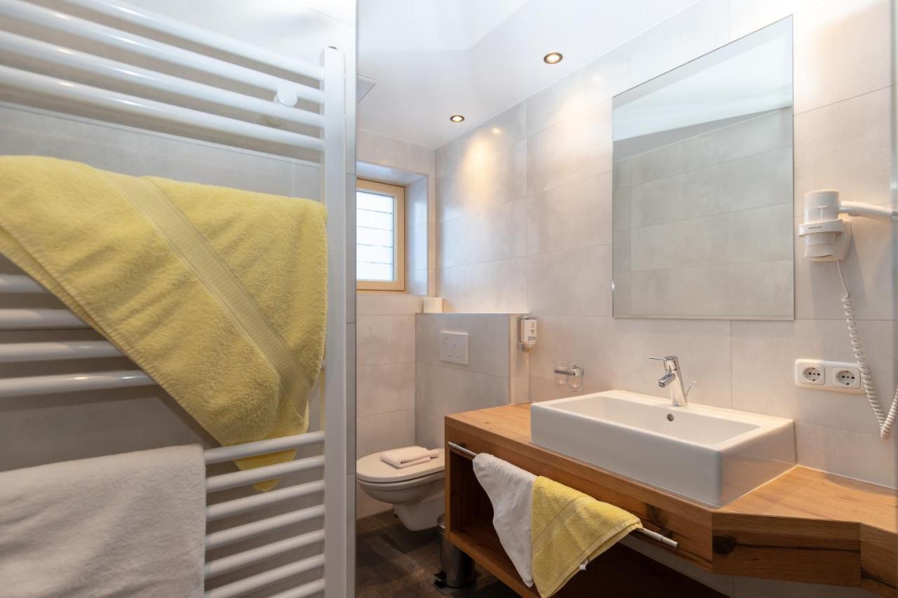 אישגל Appartements Kardona מראה חיצוני תמונה