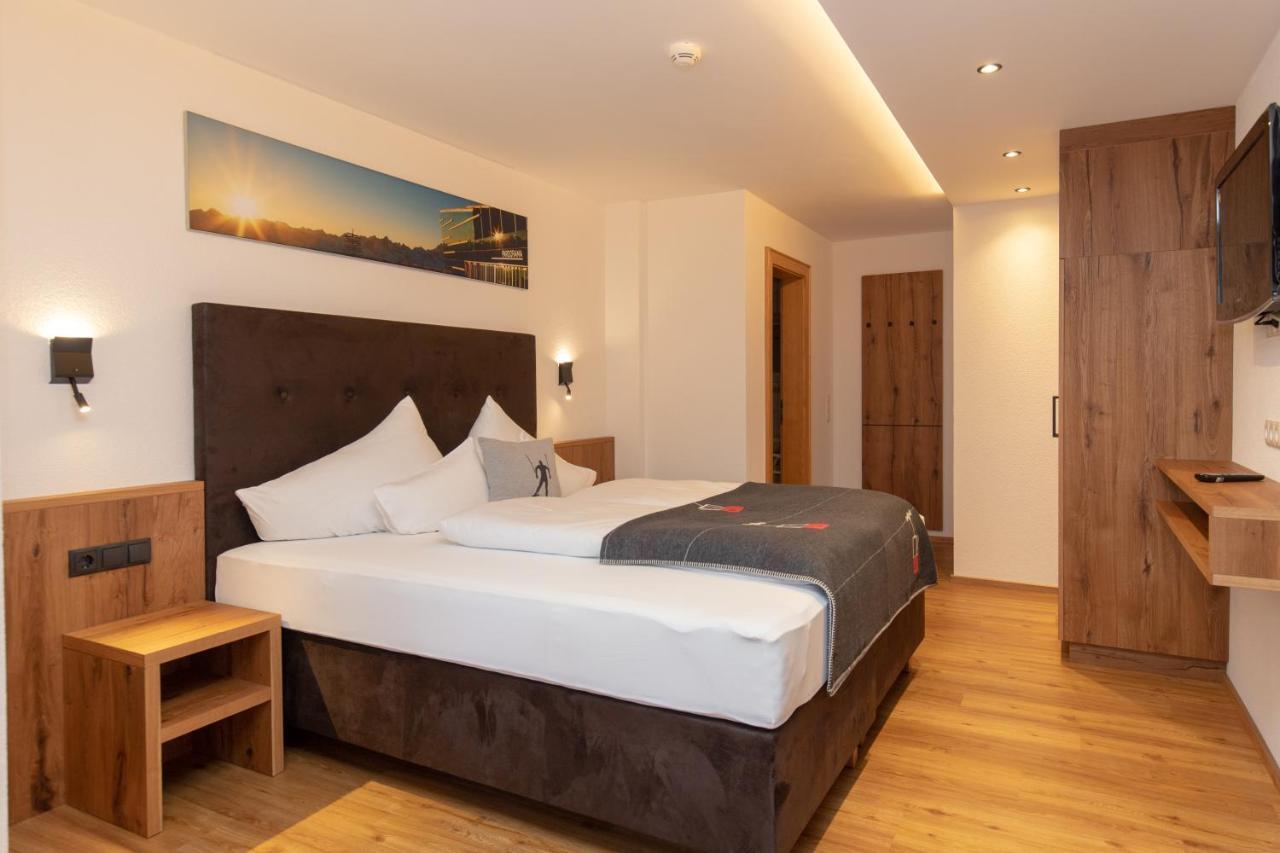 אישגל Appartements Kardona מראה חיצוני תמונה