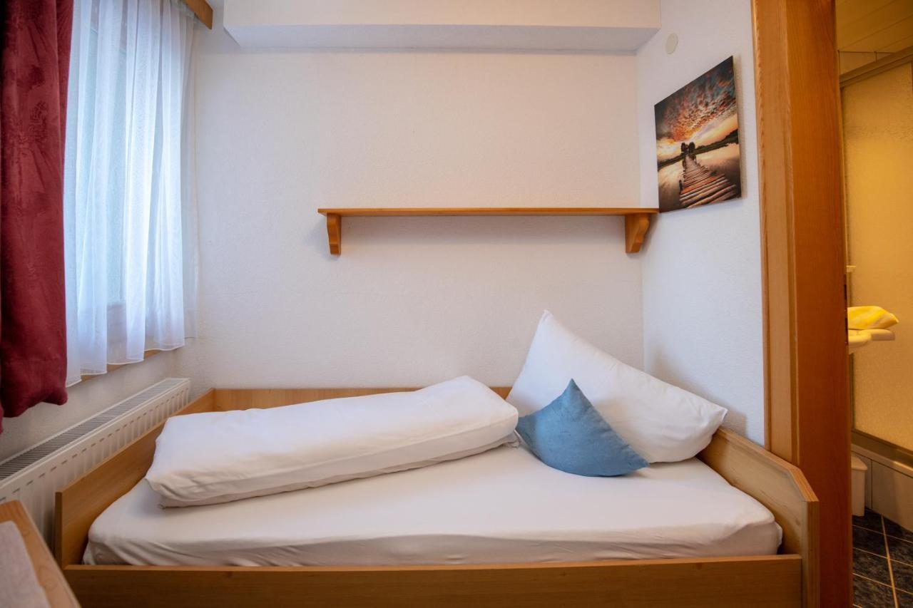 אישגל Appartements Kardona מראה חיצוני תמונה