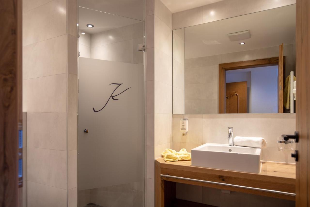אישגל Appartements Kardona מראה חיצוני תמונה